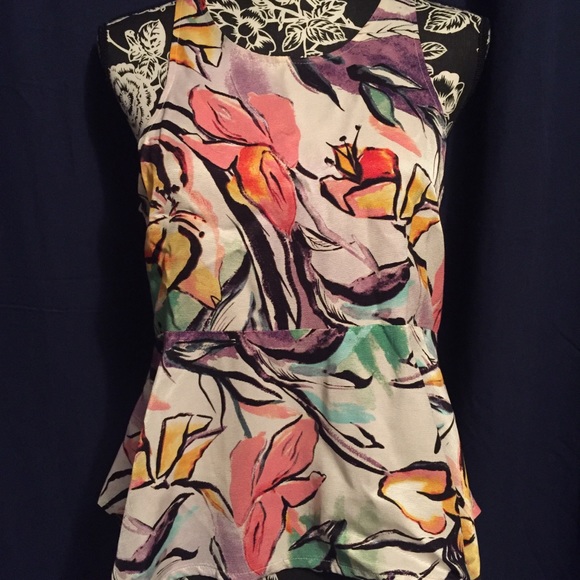 👚 Lucille HD in Paris floral peplum top - Picture 6 of 8